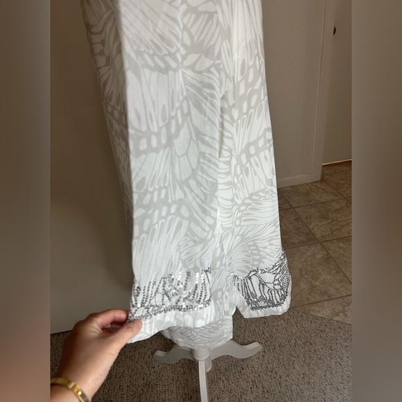 Chicos Blouse Top Women Size 2 12/14 Silver 2pc Blouse Cami Set Sequin Butterfly - Picture 5 of 9